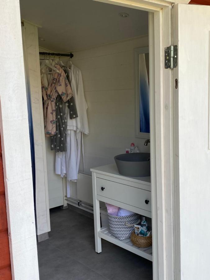 Carpe Diem Guest Cottage Östhammar Extérieur photo