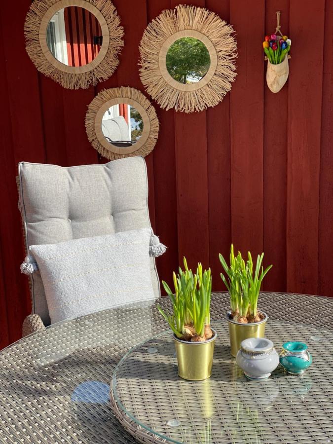 Carpe Diem Guest Cottage Östhammar Extérieur photo